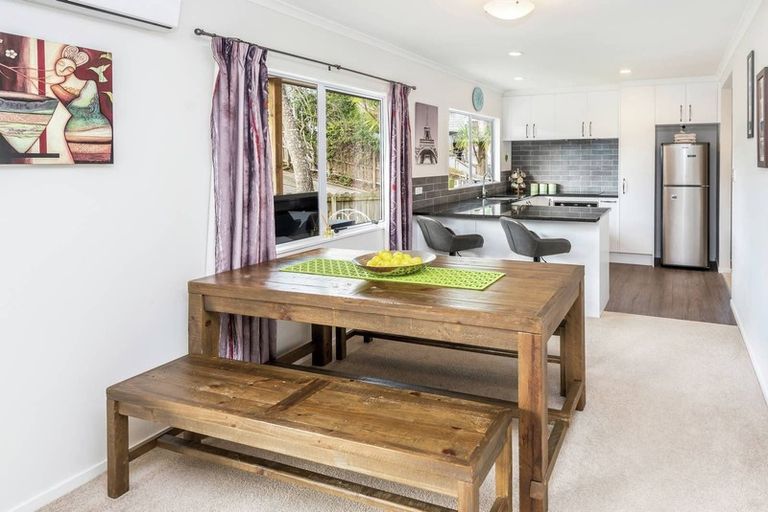 Photo of property in 53b Howe Street, Howick, Auckland, 2014