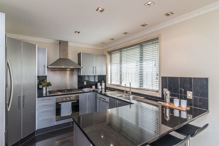 Photo of property in 34 Dundas Street, Seatoun, Wellington, 6022