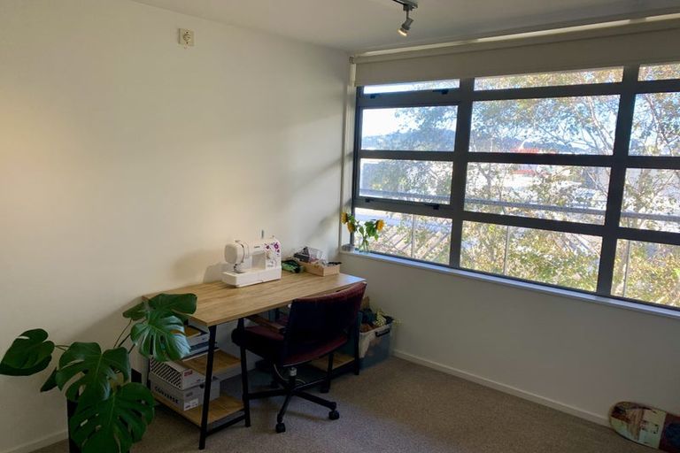 Photo of property in Vespa Apartments, 501/20 Hanson Street, Mount Cook, Wellington, 6021