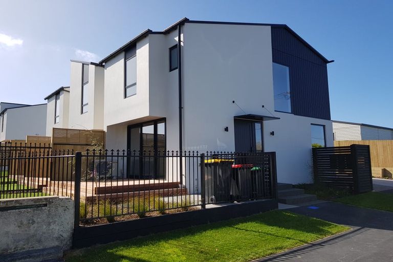 Photo of property in 1/31 Blair Avenue, Papanui, Christchurch, 8053