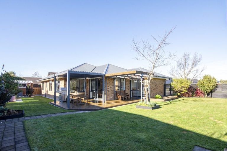 Photo of property in 58 Acacia Avenue, Rangiora, 7400