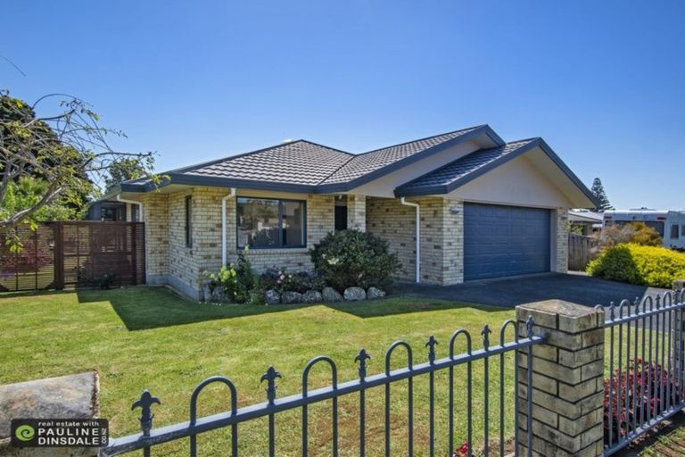 Photo of property in 9 Conifer Grove, Te Kamo, Whangarei, 0112