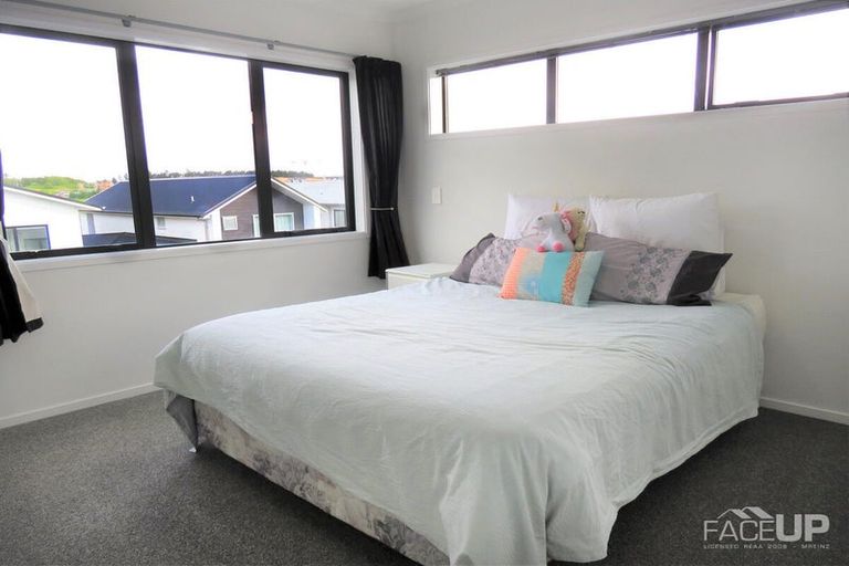 Photo of property in 3 Flounder Road, Hobsonville, Auckland, 0616