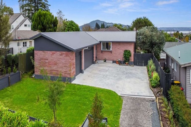 Photo of property in 31 Selwyn Road, Lynmore, Rotorua, 3010