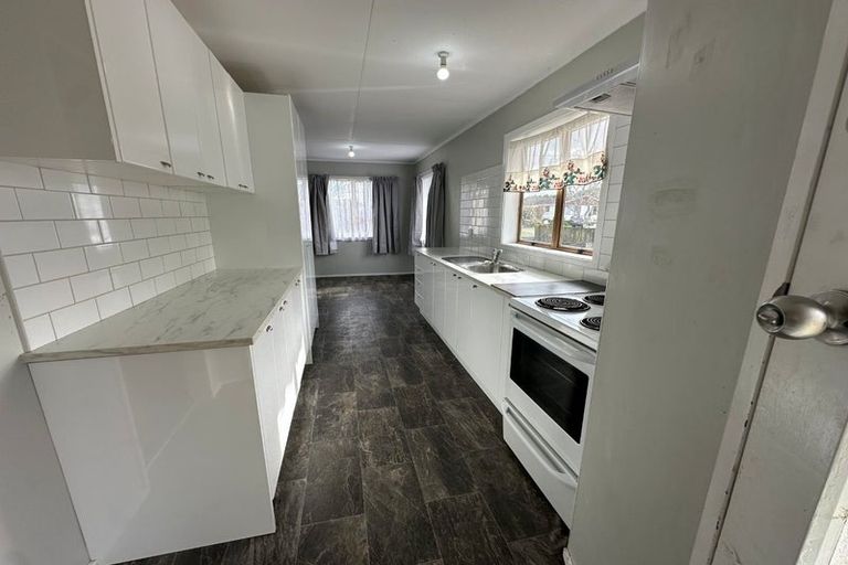 Photo of property in 16 Coventry Road, Melville, Hamilton, 3206