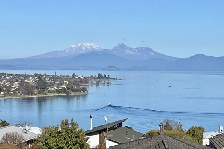 Photo of property in 95 Rokino Road, Hilltop, Taupo, 3330