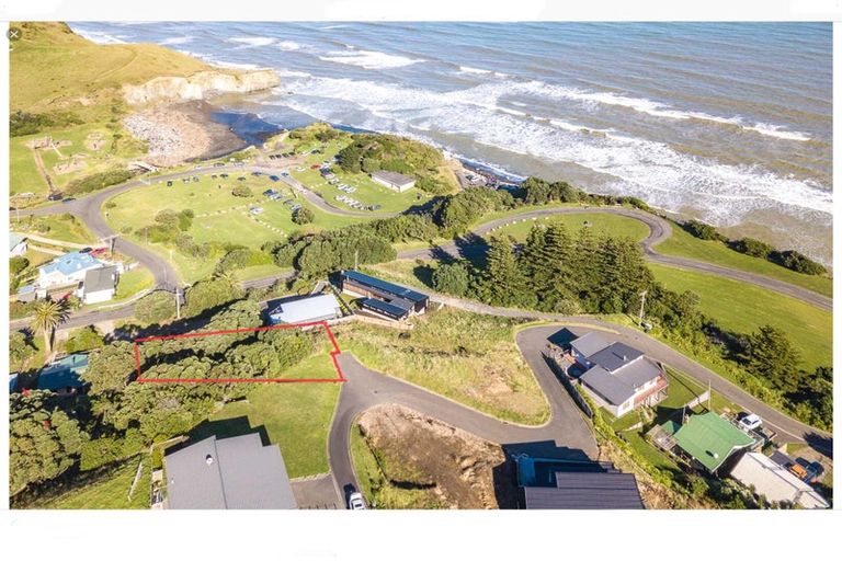 Photo of property in 5 Sunset Parade, Kai Iwi, Wanganui, 4574