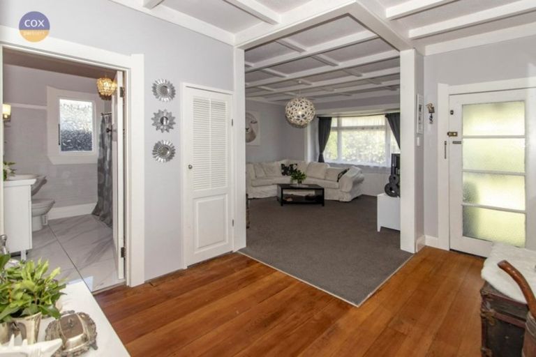 Photo of property in 15 Taradale Road, Marewa, Napier, 4110