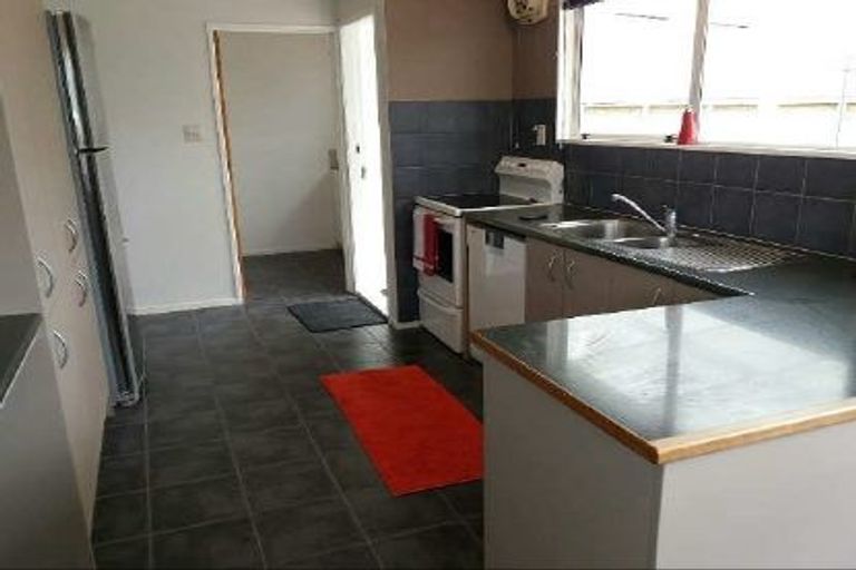 Photo of property in 100a Taharepa Road, Hilltop, Taupo, 3330