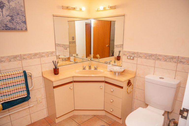 Photo of property in 2/232 State Highway 10, Coopers Beach, 0420