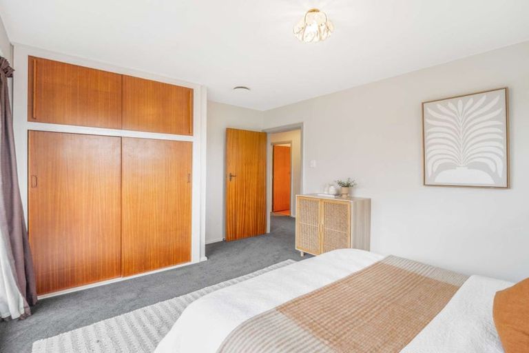 Photo of property in 14 Oakdale Street, Avonhead, Christchurch, 8042