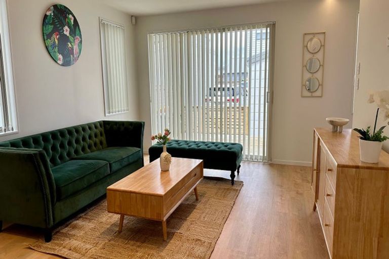 Photo of property in 16 Corporal Street, Papakura, 2110