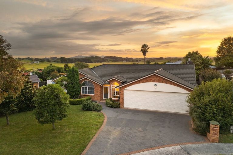 Photo of property in 7 Guernsey Place, Grandview Heights, Hamilton, 3200