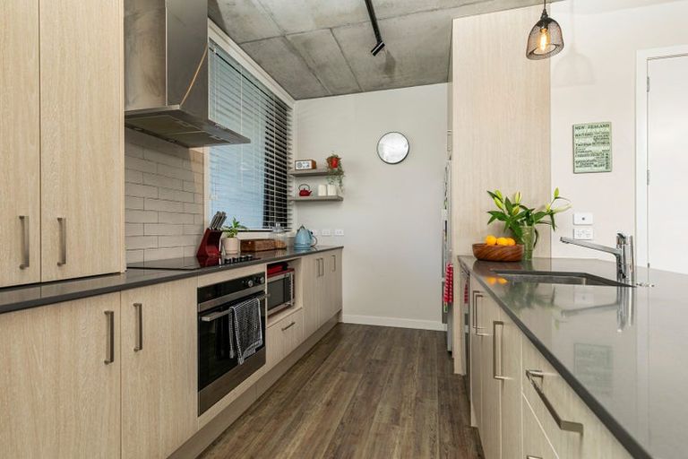 Photo of property in 3/4165 Great North Road, Glen Eden, Auckland, 0602