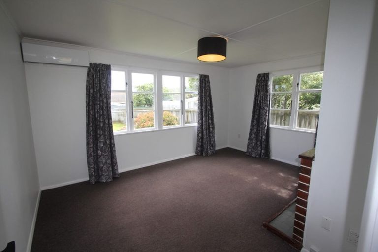 Photo of property in 90 Wilkie Crescent, Naenae, Lower Hutt, 5011
