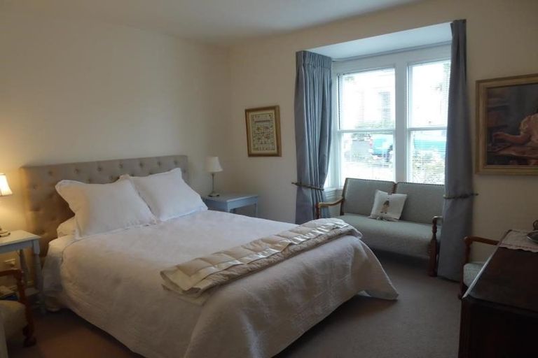 Photo of property in 75 Elizabeth Street, Mount Victoria, Wellington, 6011