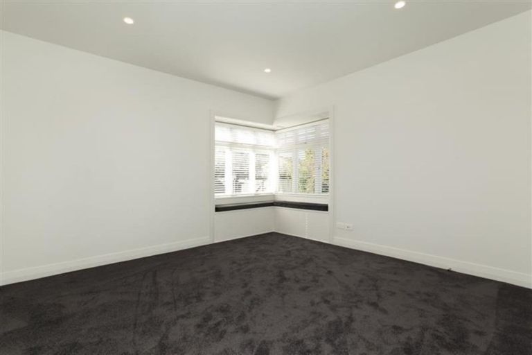 Photo of property in 5 King Street, Northcote Point, Auckland, 0627