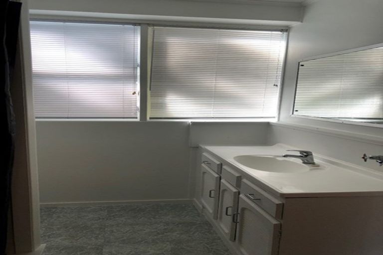 Photo of property in 3/6 Wentworth Street, Mornington, Wellington, 6021