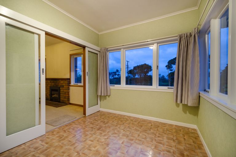 Photo of property in 94 Mcentee Road, Waitakere, Auckland, 0816