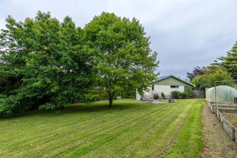 Photo of property in 5 Hayes Street, Waimate, 7924