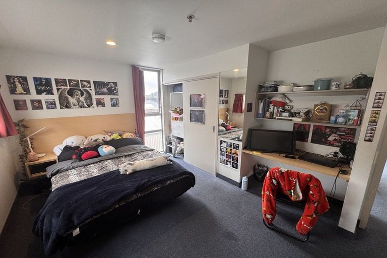 Photo of property in Hanson House, 10/27 Hanson Street, Mount Cook, Wellington, 6021