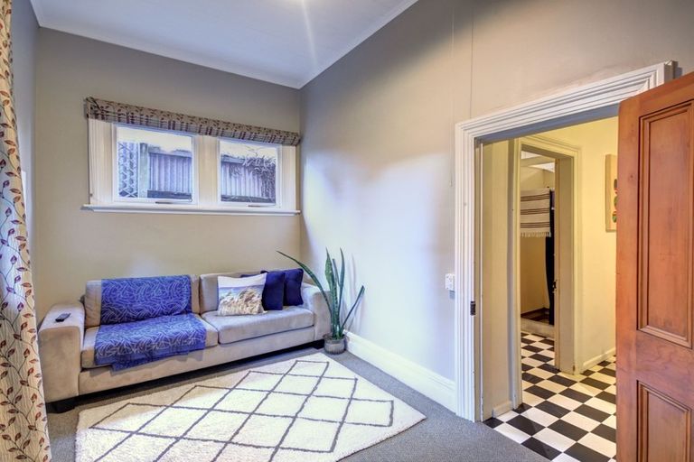 Photo of property in 54 Manor Place, Dunedin Central, Dunedin, 9016