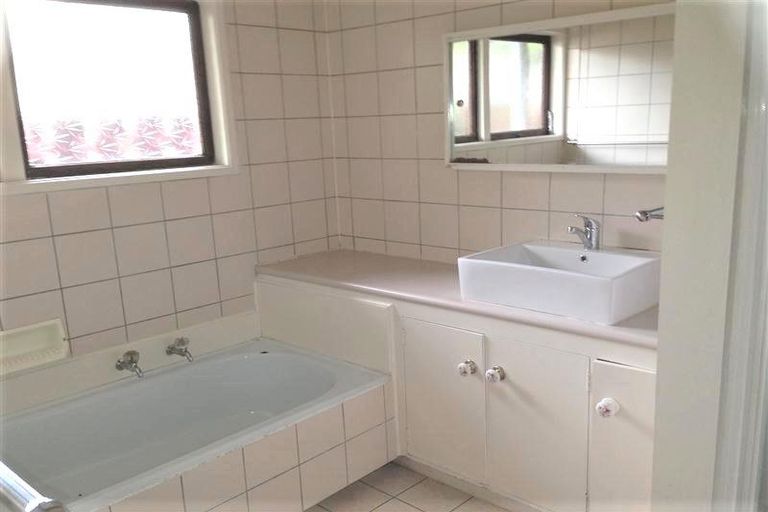 Photo of property in 20 Magnolia Avenue, Opaheke, Papakura, 2113