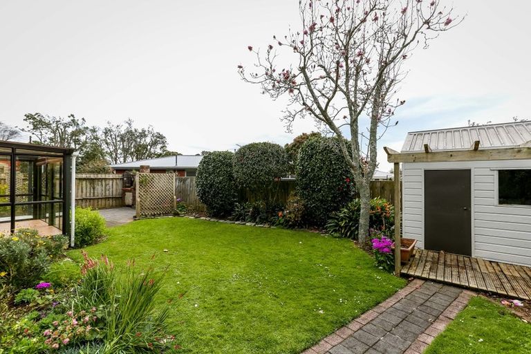 Photo of property in 3 Rennell Street, Frankleigh Park, New Plymouth, 4310