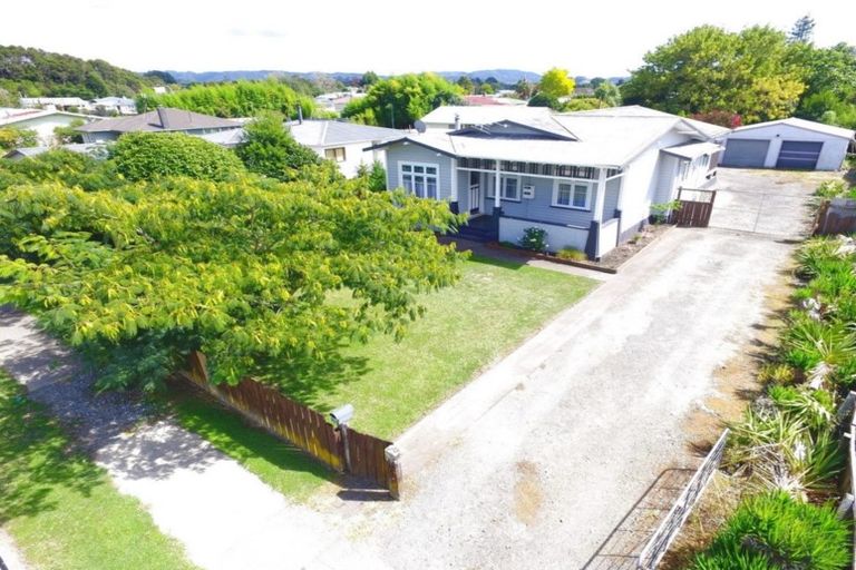 Photo of property in 43 Mckenzie Street, Taneatua, 3123