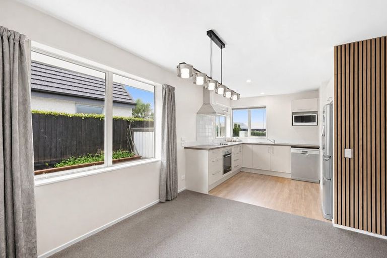 Photo of property in 34 Shands Road, Hornby, Christchurch, 8042