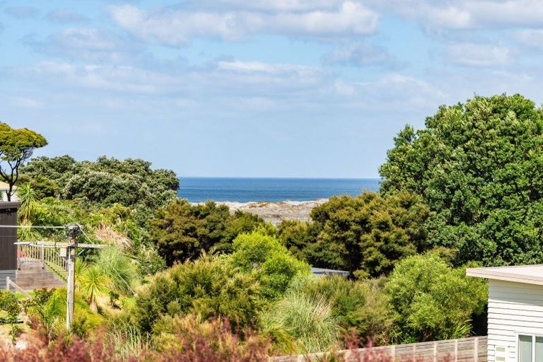 Photo of property in 5 Albert Street, Mangawhai Heads, Mangawhai, 0505