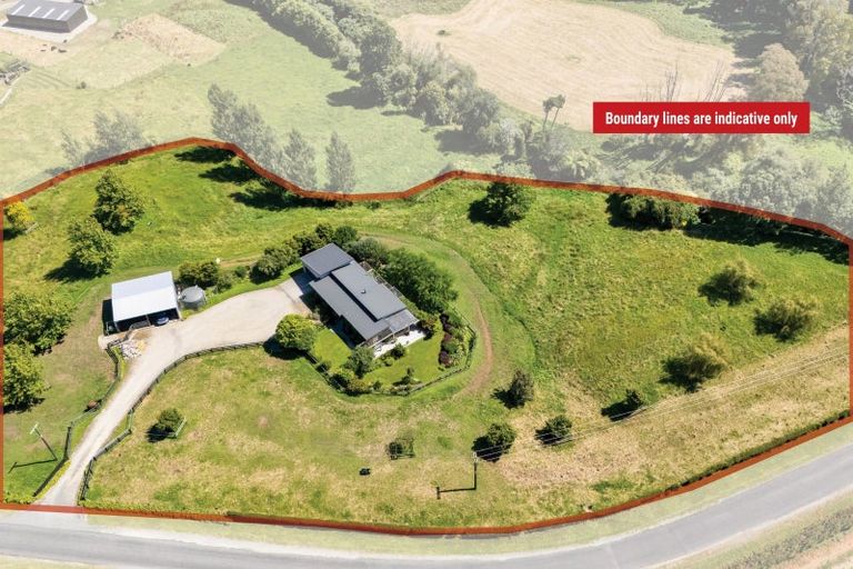 Photo of property in 88 Te Arei Road, Lepperton, New Plymouth, 4373