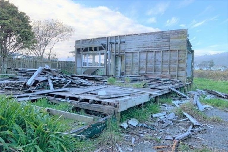 Photo of property in 15 Bright Street, Cobden, Greymouth, 7802