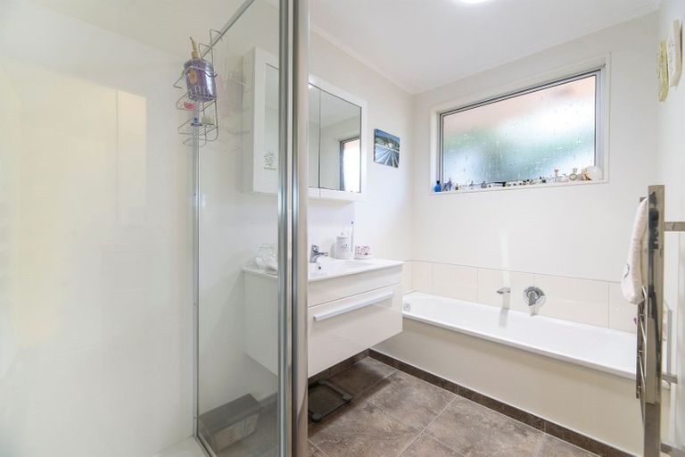 Photo of property in 1/116 Mountbatten Avenue, Hillcrest, Auckland, 0627