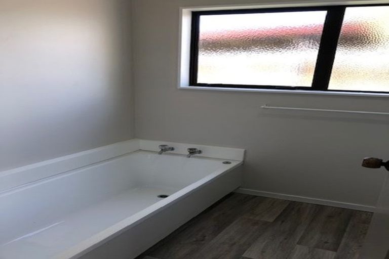 Photo of property in 60b Bandon Street, Frankton, Hamilton, 3204