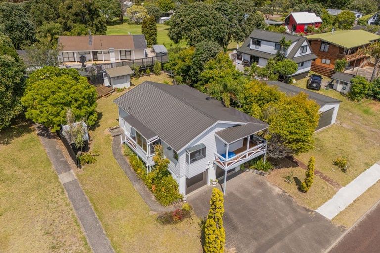 Photo of property in 202 Vista Paku, Pauanui, Hikuai, 3579