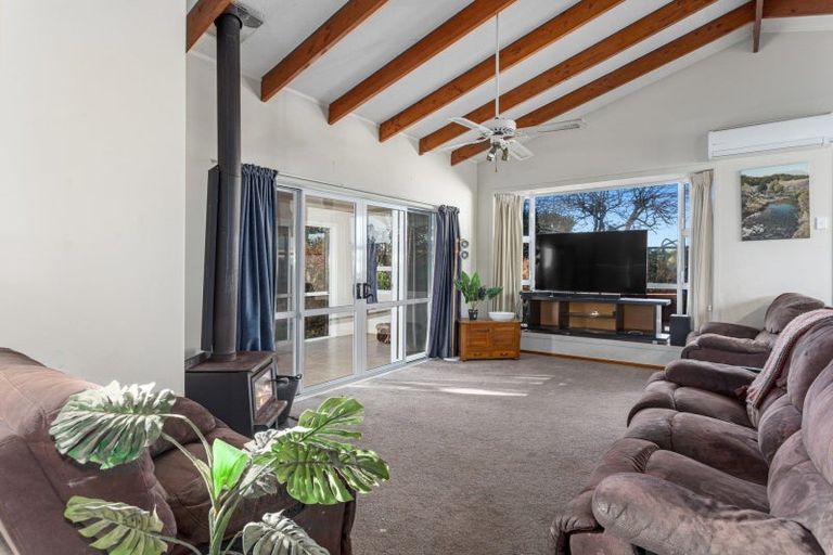 Photo of property in 81 College Road, Edgecumbe, 3120