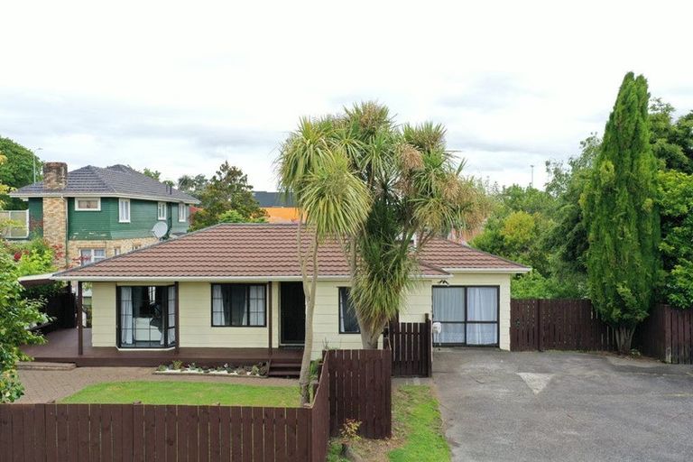 Photo of property in 3/137 Great South Road, Manurewa, Auckland, 2102