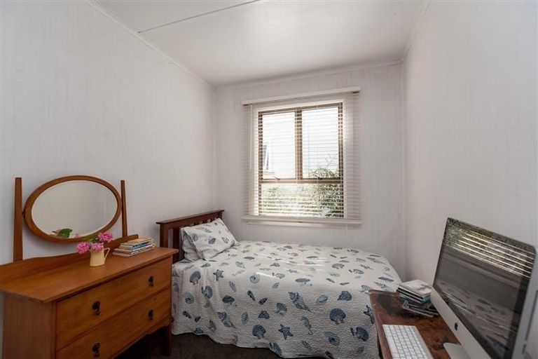 Photo of property in 21 Gilbert Street, New Plymouth, 4310
