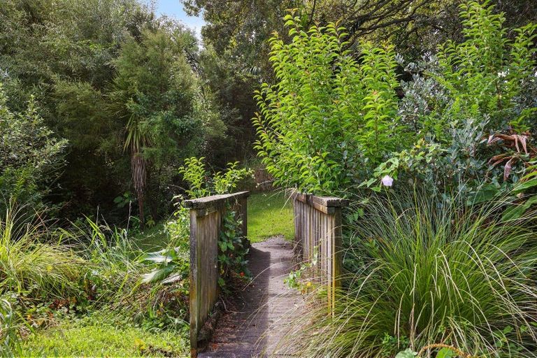 Photo of property in 3/52 Fruitvale Road, New Lynn, Auckland, 0600