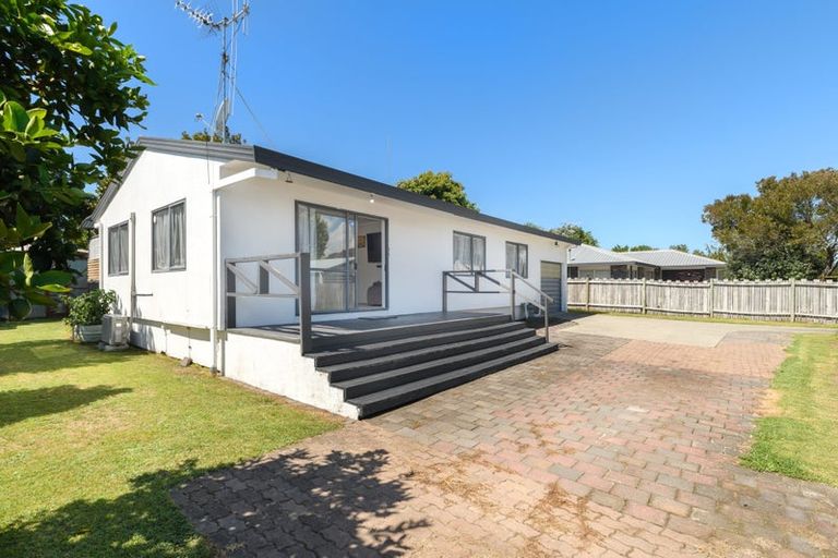 Photo of property in 229 Gravatt Road, Papamoa Beach, Papamoa, 3118