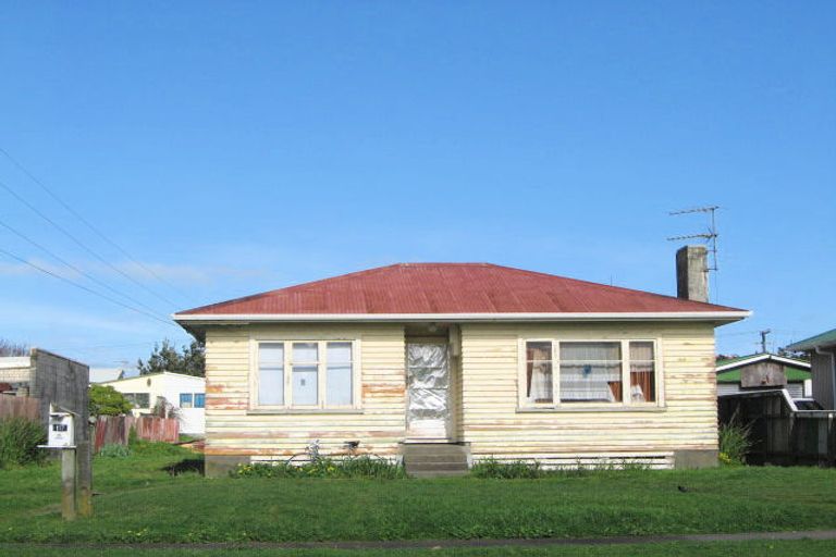 Photo of property in 117 Browne Street, Waitara, 4320