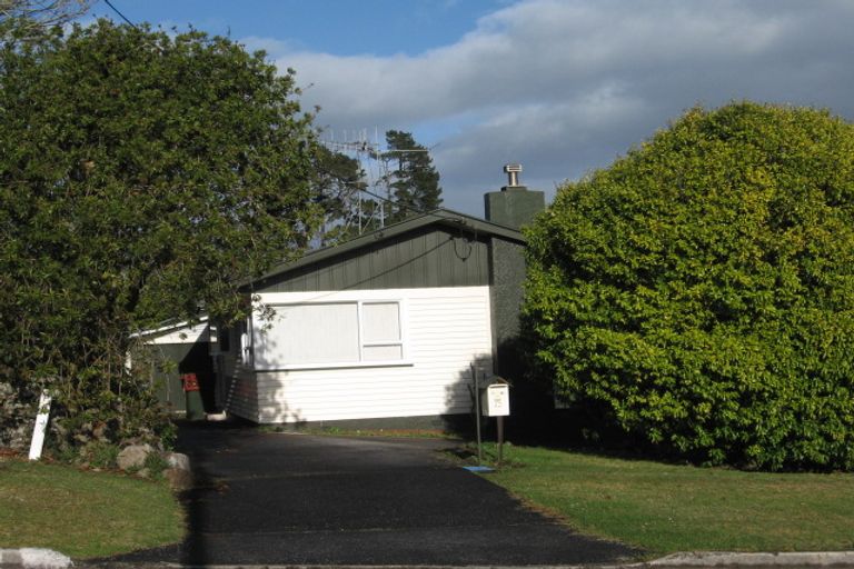 Photo of property in 32 Dip Road, Te Kamo, Whangarei, 0112