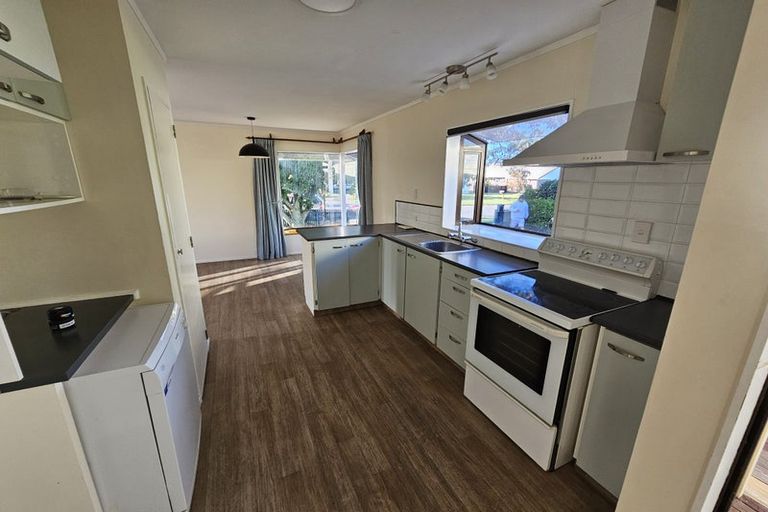 Photo of property in 27 Radiata Street, Fairview Downs, Hamilton, 3214