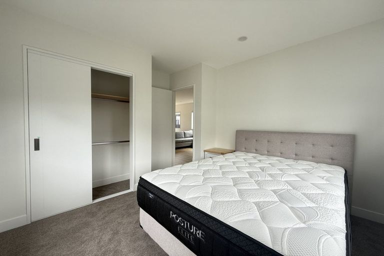 Photo of property in 77 Kewa Road, Albany Heights, Auckland, 0632