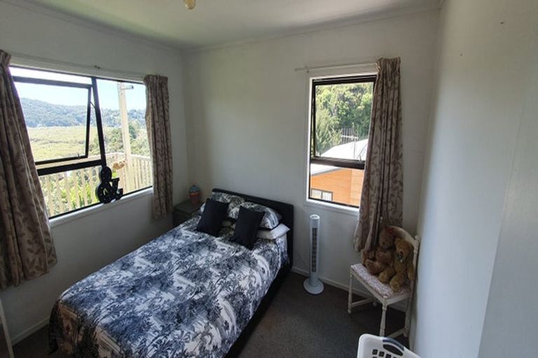 Photo of property in 12 Puketiro Place, Paihia, 0200