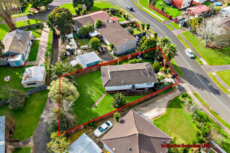Photo of property in 58 Moncrieff Avenue, Clendon Park, Auckland, 2103