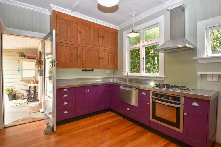 Photo of property in 182 High Street North, Carterton, 5713