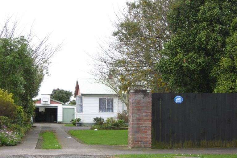 Photo of property in 85 Princess Street, Waitara, 4320