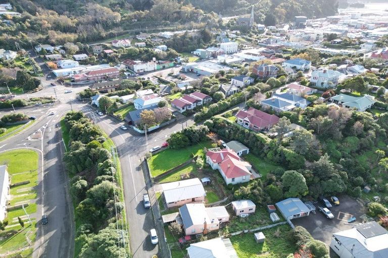 Photo of property in 31 Wickliffe Terrace, Port Chalmers, 9023